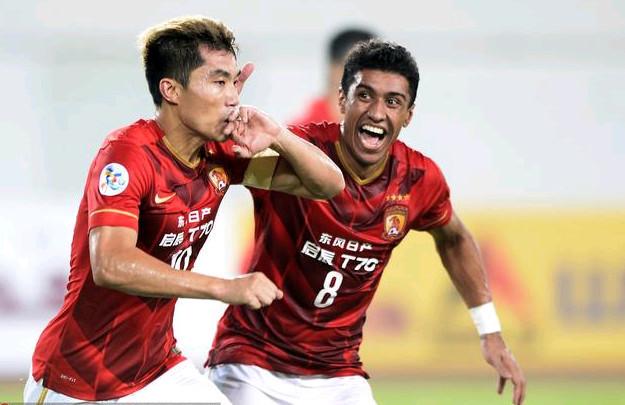 一人成军，姆巴佩本赛季西甲已攻入13球，比赫罗纳全队多一个（姆巴佩一骑当千：本季西甲已进13球，较赫罗纳全队多1球）