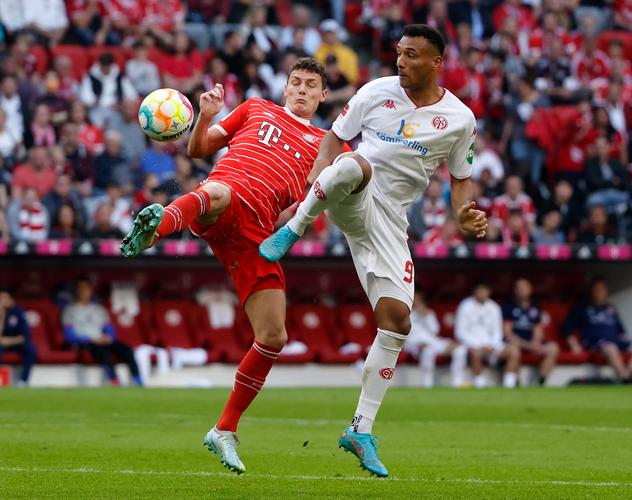 狂下三分雨！勇士首节命中8记三分，狂轰38分领先13分