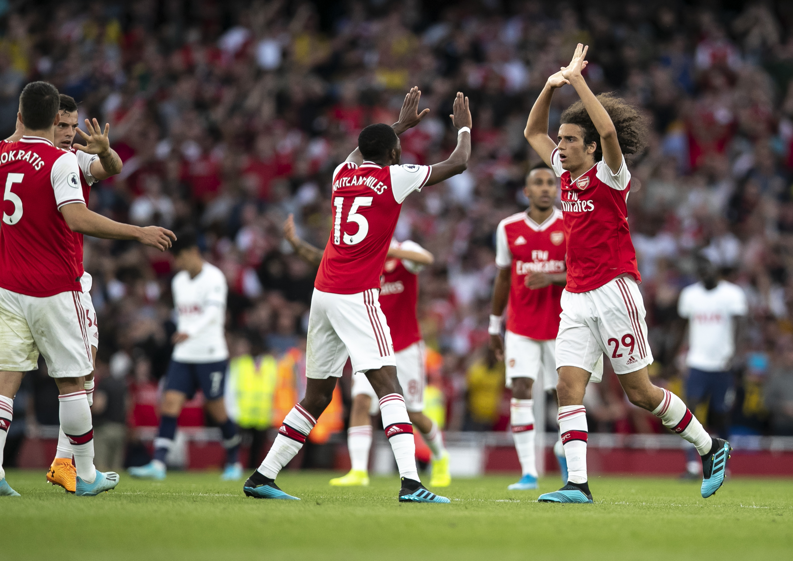 爆冷！世界亚军3人出局，张本智和2人崩盘，1位16岁少女能掀翻国乒霸权吗？