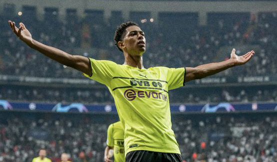 黄健翔：可以考虑将沃尔特马德的译名叫做华特马、怀德马（黄健翔建议将沃尔特马德译为华特马或怀德马）