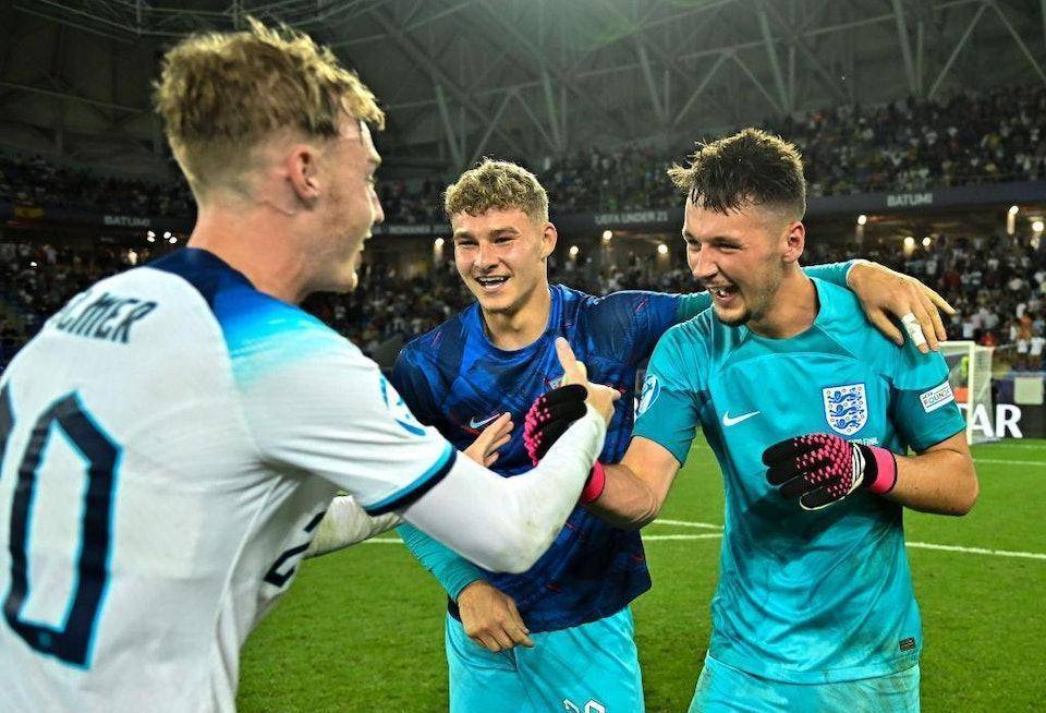 曼城有超越阿森纳的历史；枪手们能否保持冷静？