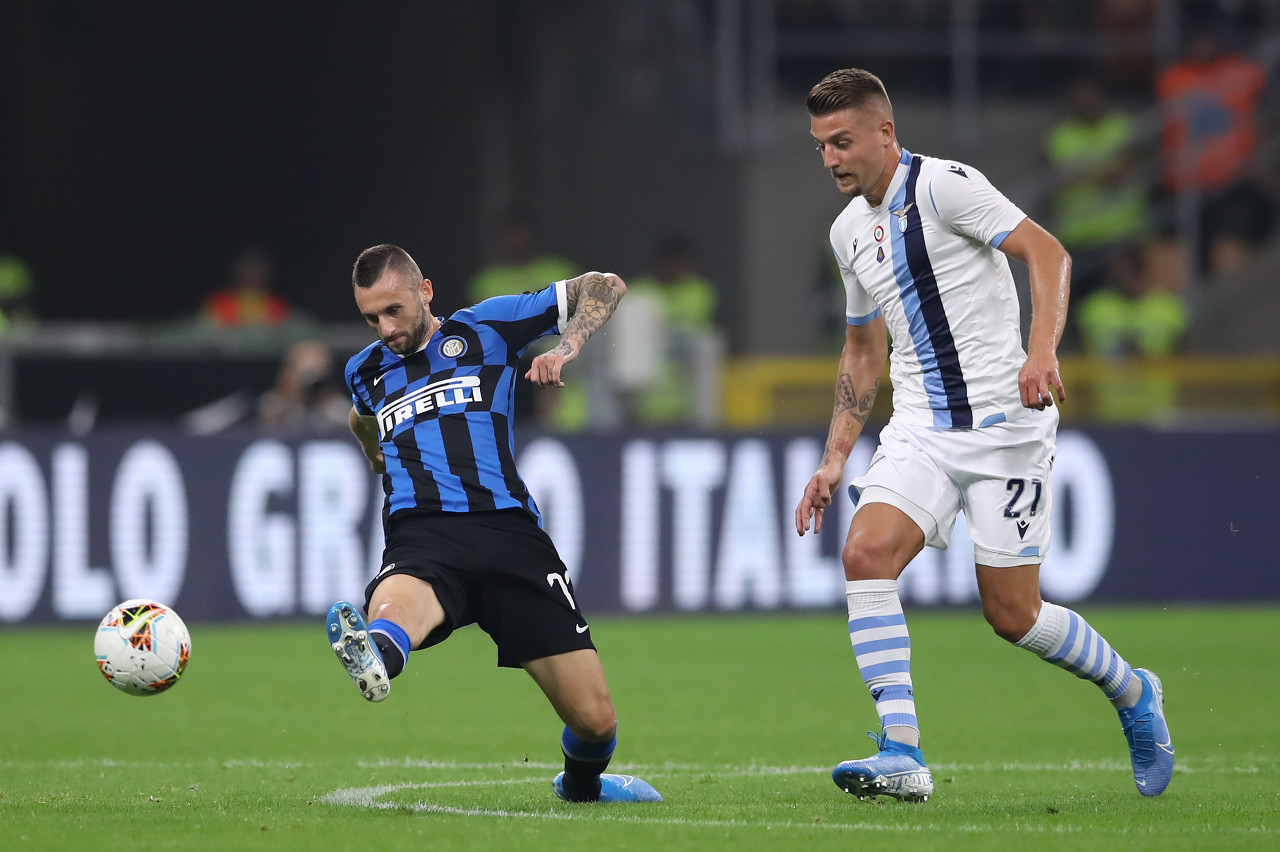 马卡报：伯纳乌将举行特别嘉年华，变身圣诞乐园！门票已售罄（马卡报：伯纳乌将上演圣诞嘉年华，化身冬日乐园，门票告罄）