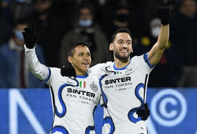 跟队记者：米兰内部否认了蒂亚戈-席尔瓦可能回归的传闻